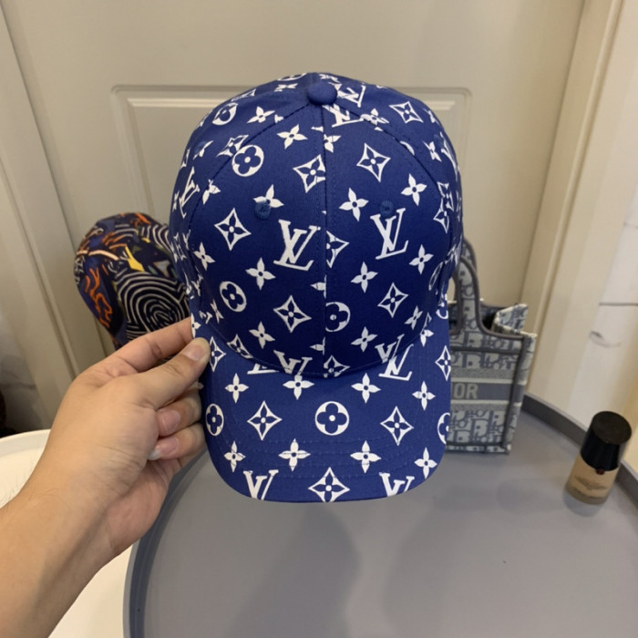 l1vv hat
