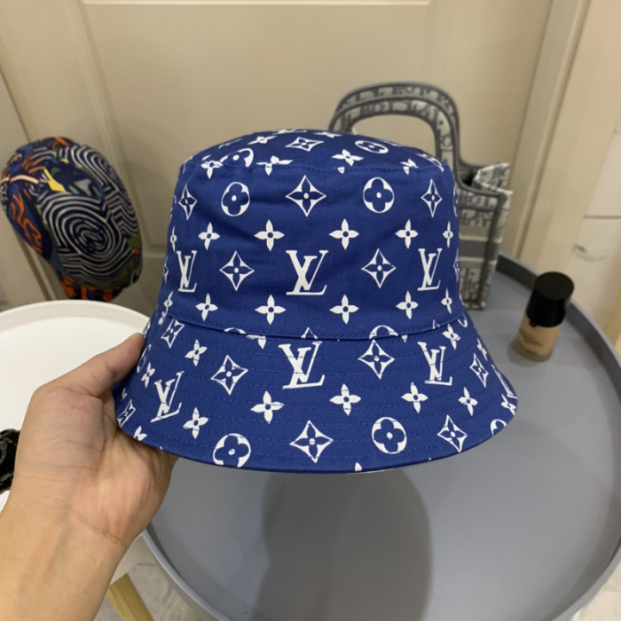 l1vv hat