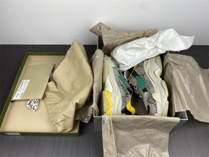 gu x balen the hacker project triple s beige green yellow 681067 umo20 9766