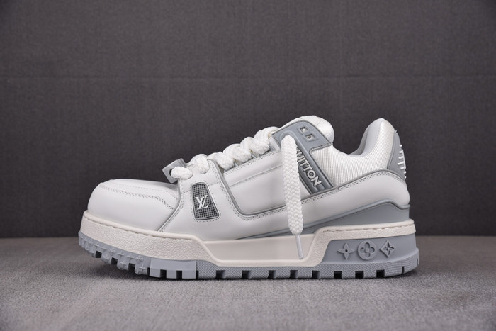 l1vv trainer