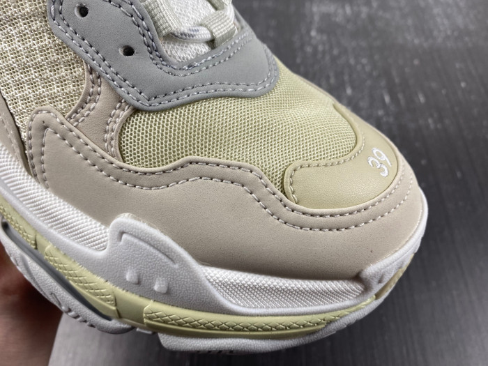 balen triple s white 524039 w2fw4 9790