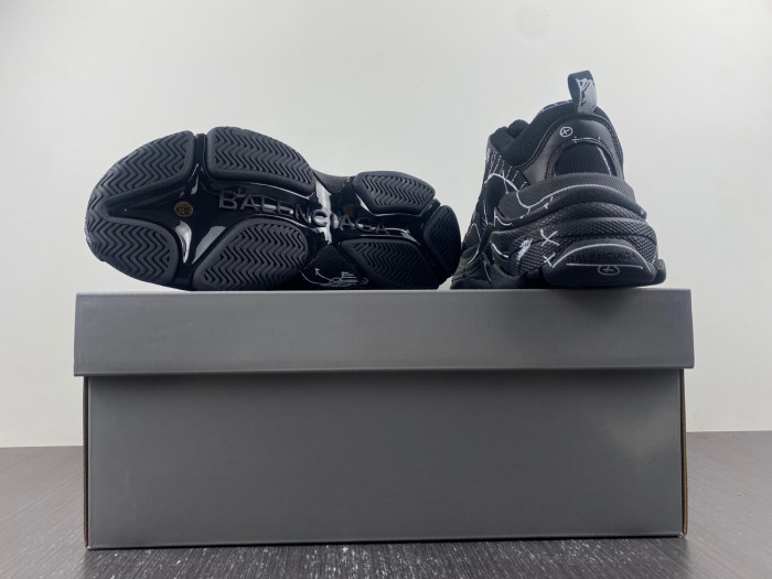 balen triple s black 536737 w2fw6 0102