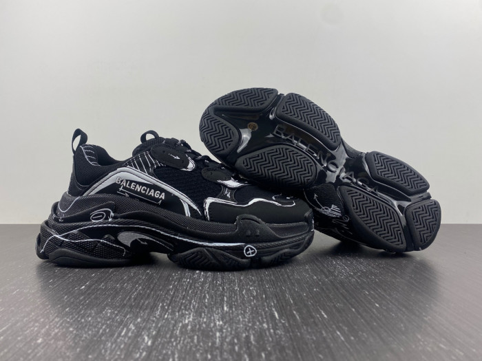 balen triple s black 536737 w2fw6 0102