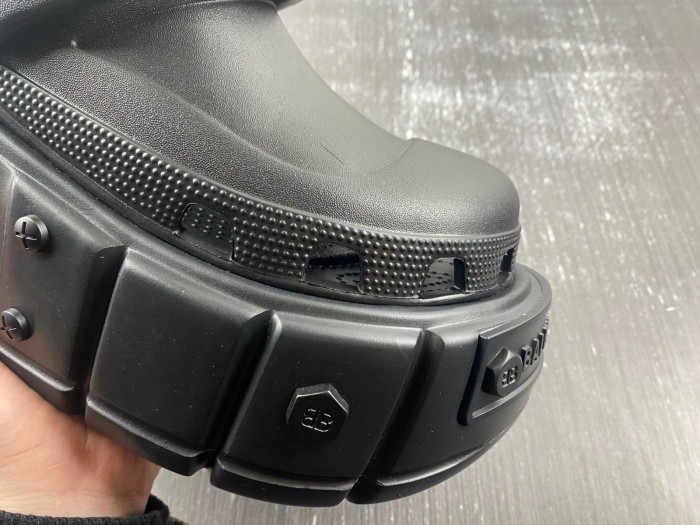 balen x crocs hardcrocs slide