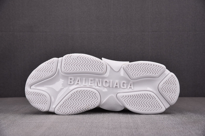 balen triple s white 734954 w2paa 9000