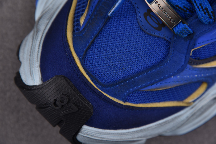 balen cargo panelled sneakers 784339 w2mv1 1768