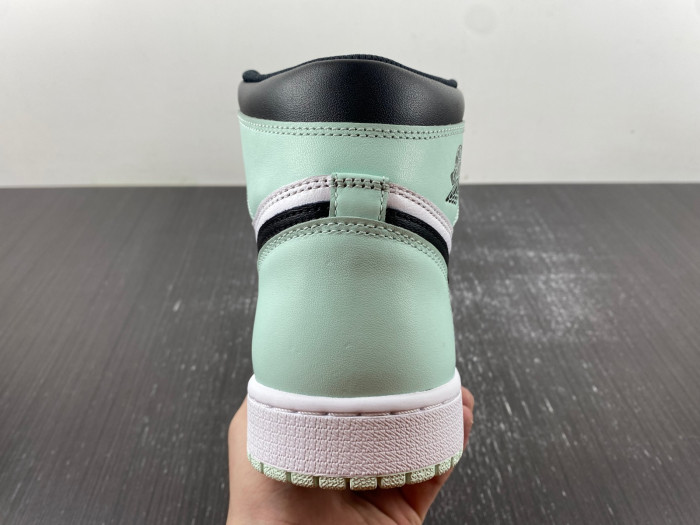 air jordan 1 retro high igloo 861428-100