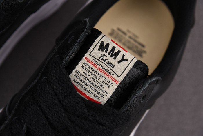 Ma*s*n mihara yasuhiro canvas sneakers