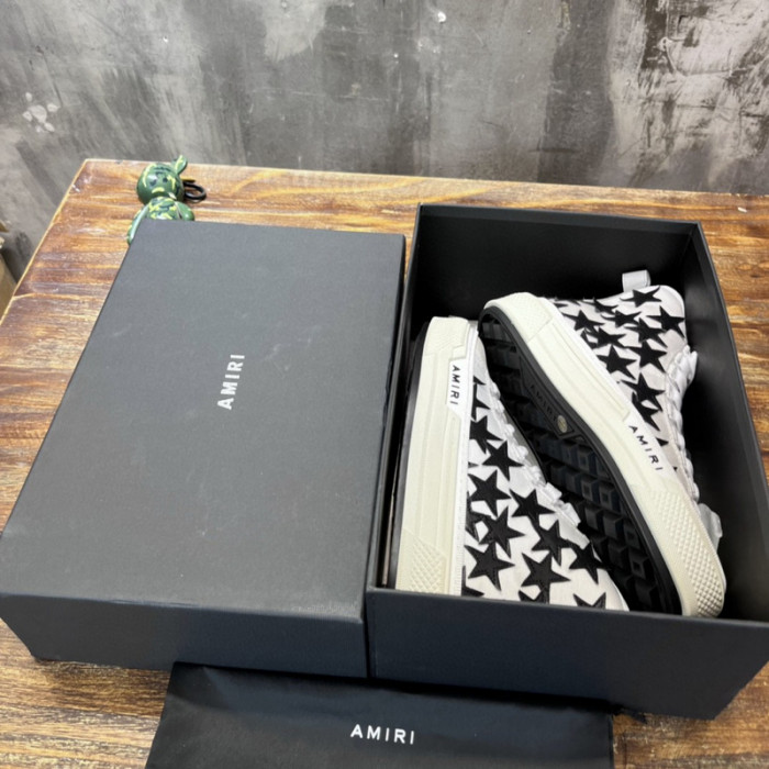 amiri bone runner sneakers