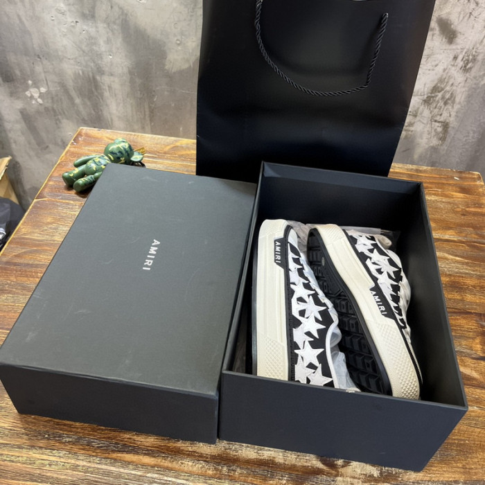 amiri bone runner sneakers