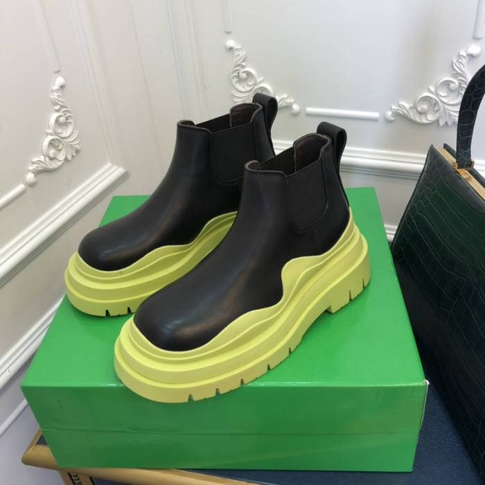 botteg*Ve*ne*ta tire