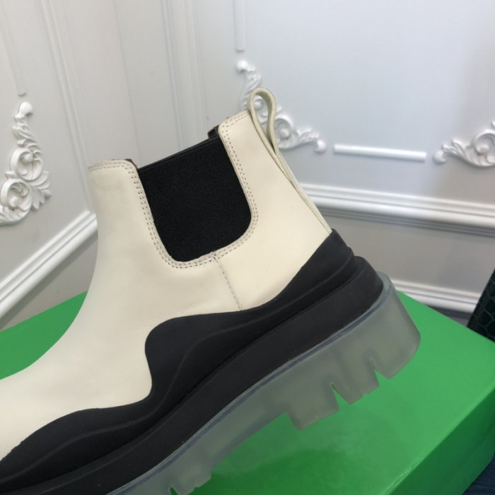 botteg*Ve*ne*ta tire