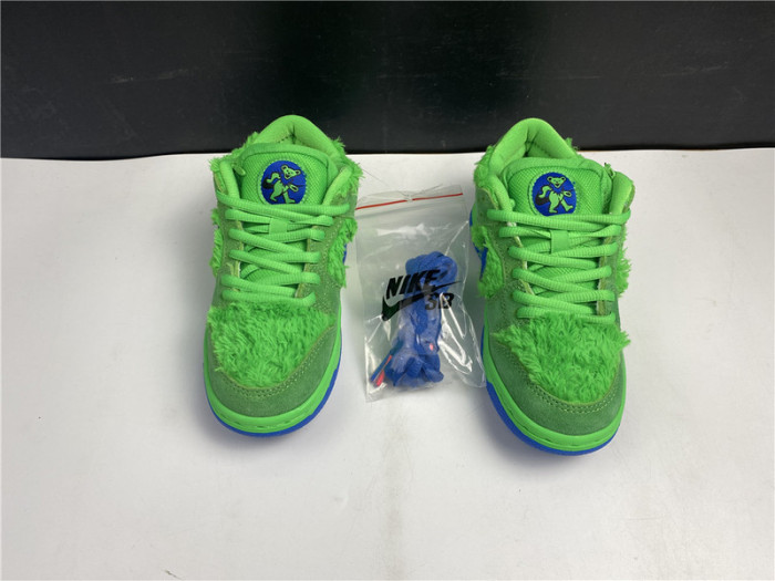 kids dunk shoes