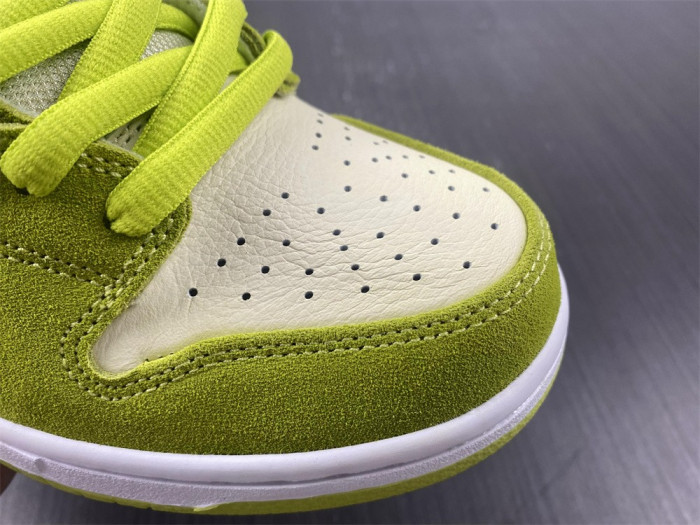 nike sb dunk low green apple dm0807-300