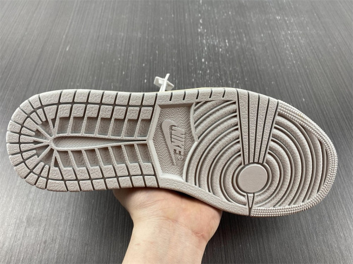 travis scott x air jordan 1 low og dm7866-010