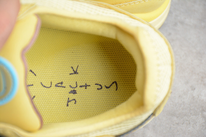 nike air max 1 travis scott cactus jack saturn gold do9392-700