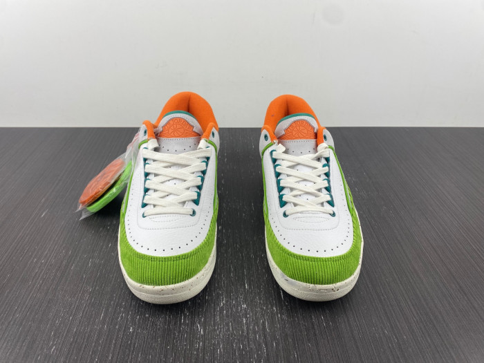 titan x air jordan 2 low wmns dv6206-183