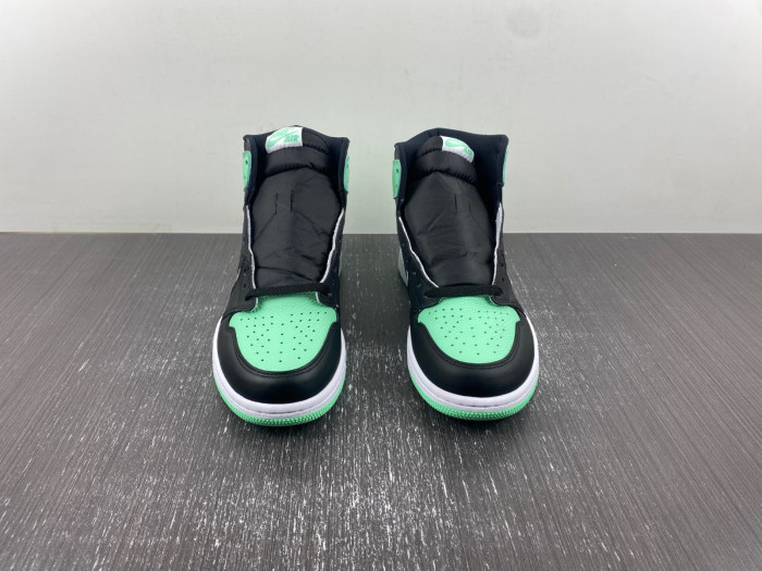 air jordan 1 "green glow" dz5485-130