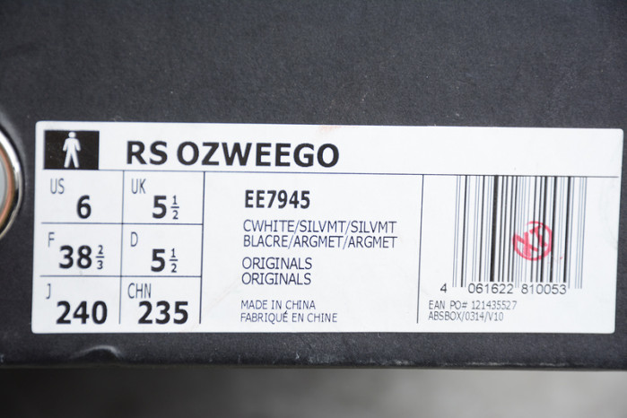 a*d*das ozweego raf simons cream white silver metallic ee7945