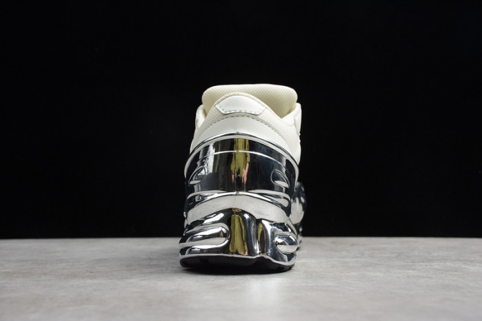 a*d*das ozweego raf simons cream white silver metallic ee7945