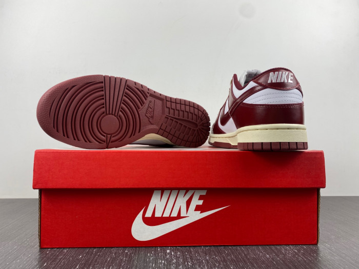 nike dunk low prm vintage team red fj4555-100