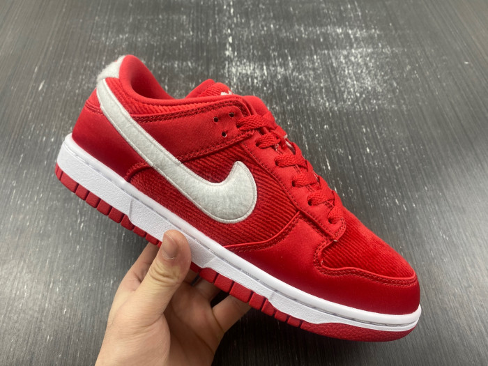 nike dunk low valentine