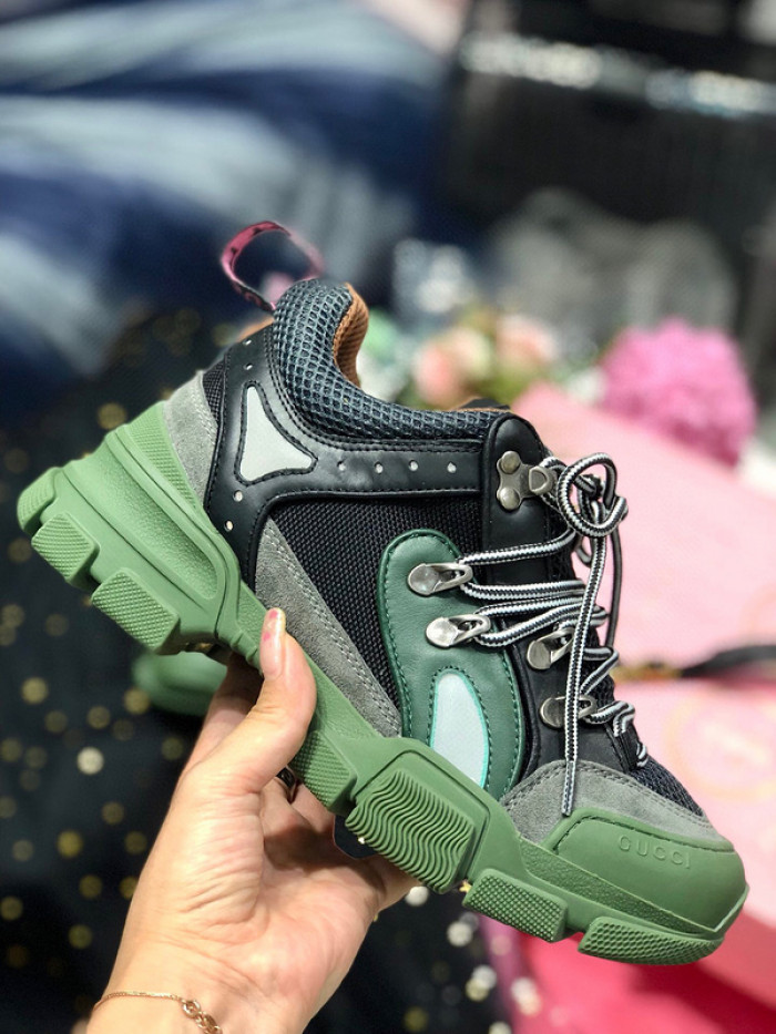 gu flashtrek sneaker