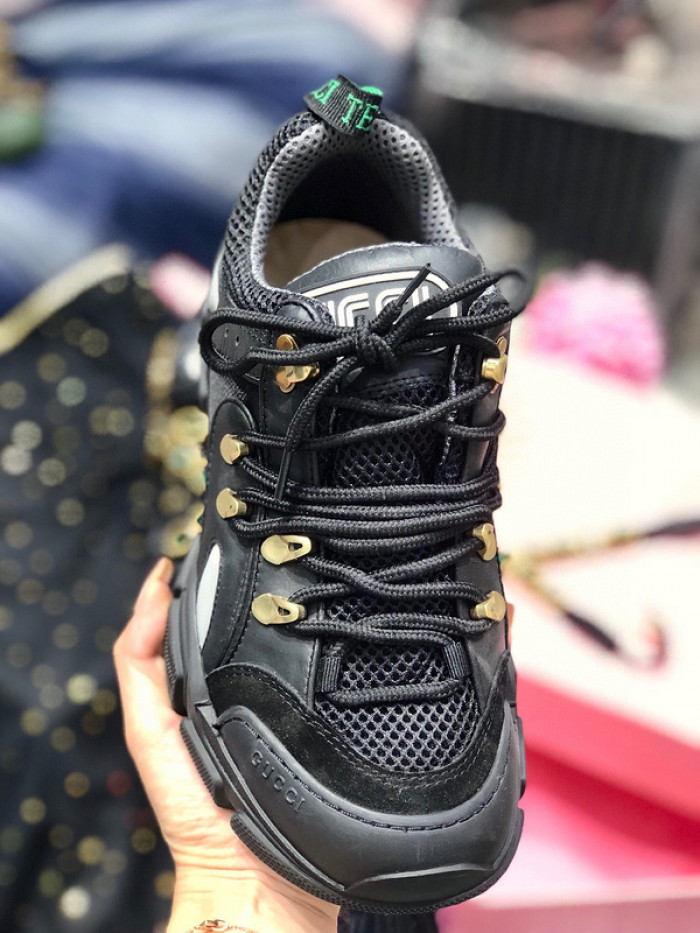 gu flashtrek sneaker