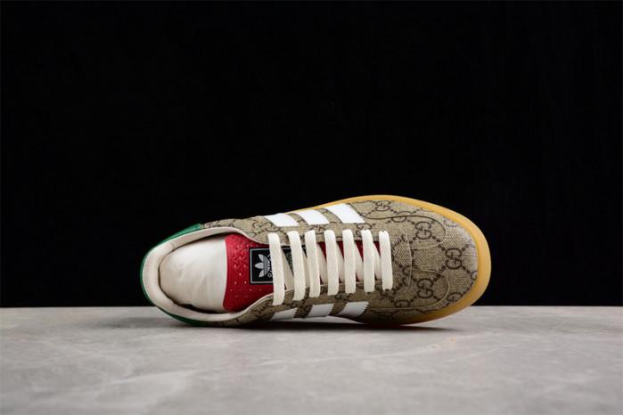 a*d*das x G*u*i1 gazelle