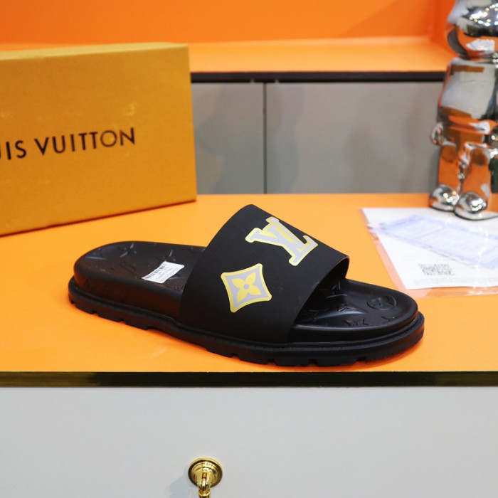 l1vv sandals
