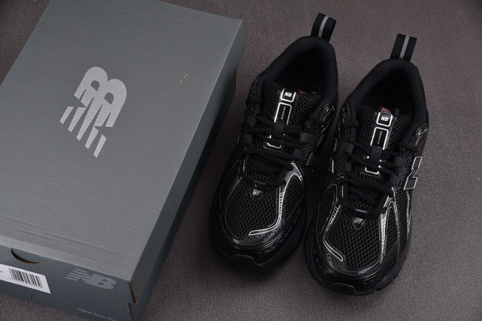 new balance 1906r black grey m1906rch