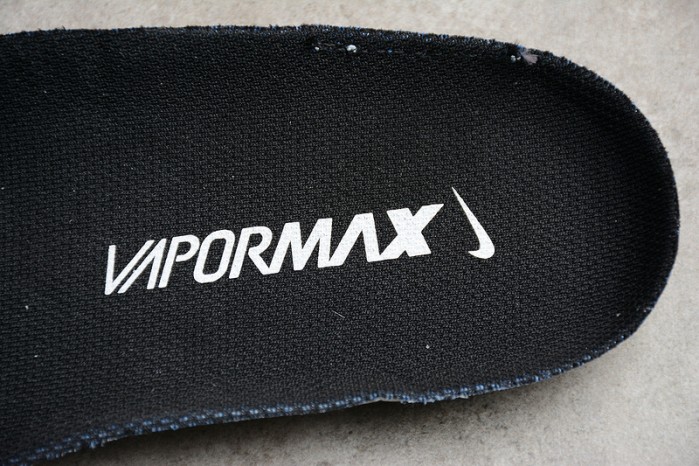 nike air vapormax flyknit 2.0 hot punch 942843-104